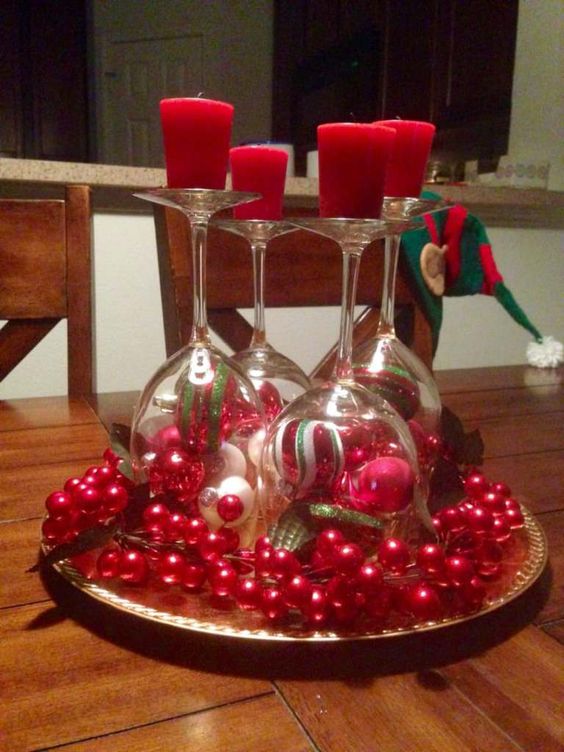 29 top idées de centres de table de Noël en verre 25