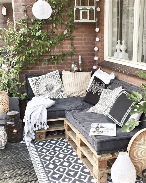 50 top idées pour décorer un balcon avec des palettes 42