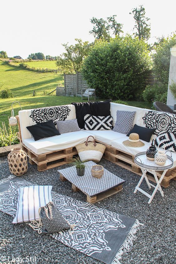 50 top idées pour décorer un balcon avec des palettes 56