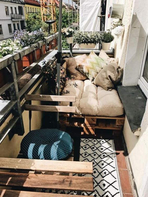 50 top idées pour décorer un balcon avec des palettes 60