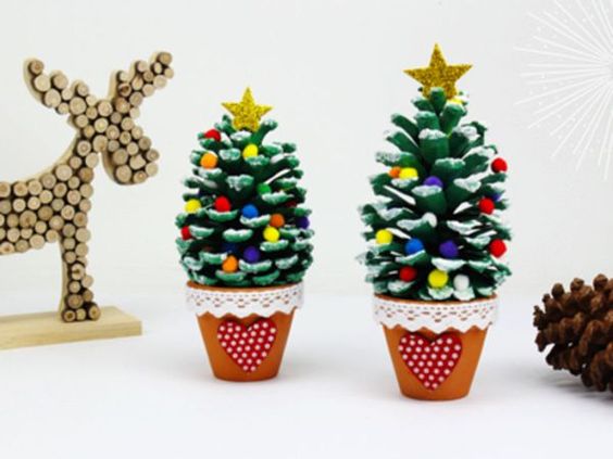 72 Décorations de Noël à Faire Soi-Même Avec Des Pommes de Pins 9