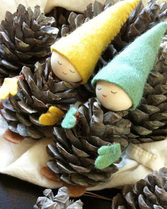 72 Décorations de Noël à Faire Soi-Même Avec Des Pommes de Pins 2