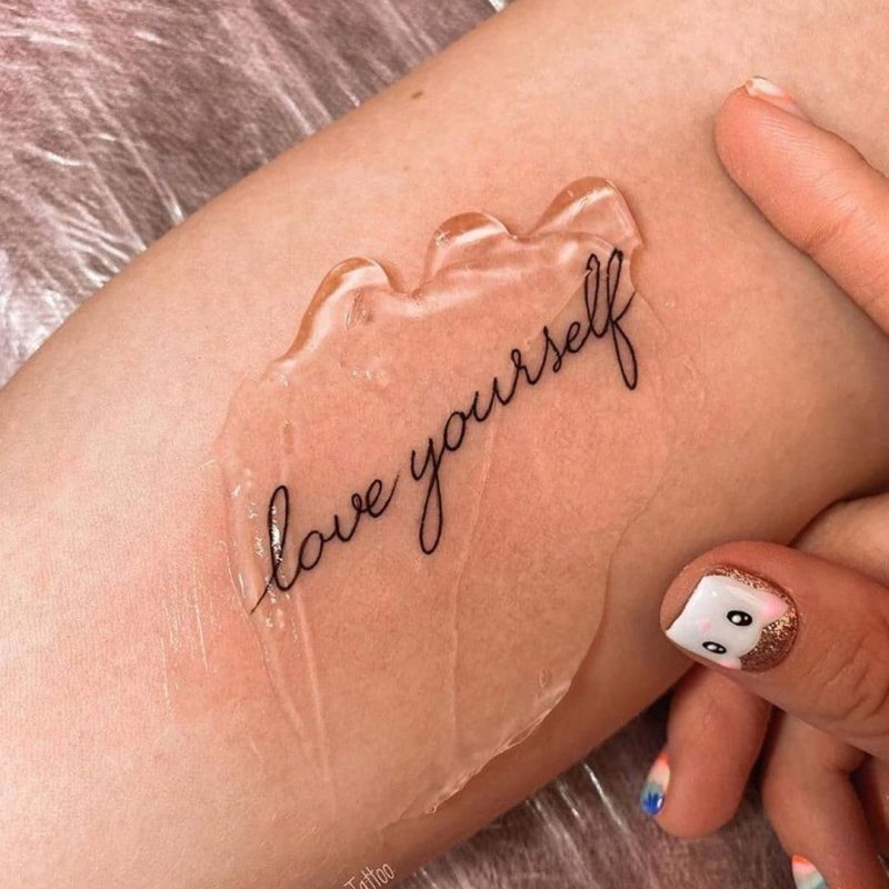 Les 100 plus beaux tatouages pour femmes 48