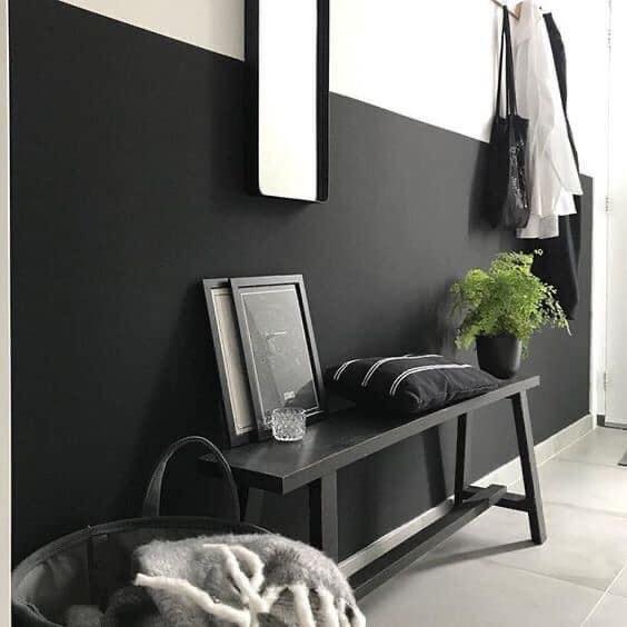 21 idées de décorations d'intérieur en noir et bois 13