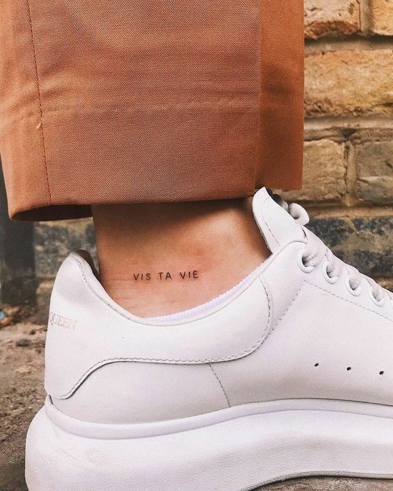 50 top idées de tatouages minimalistes simples 24