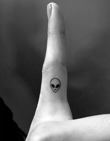 50 top idées de tatouages minimalistes simples 8