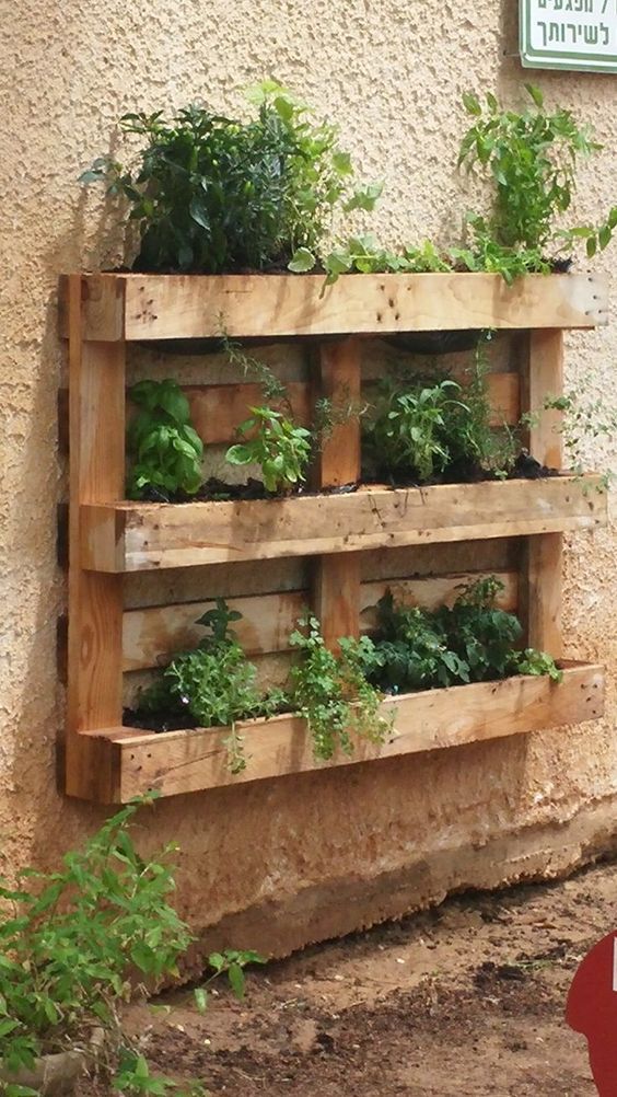 79 décors de jardin à faire avec des palettes 19