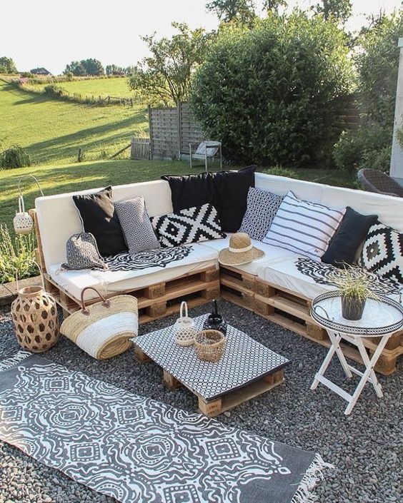 79 décors de jardin à faire avec des palettes 41