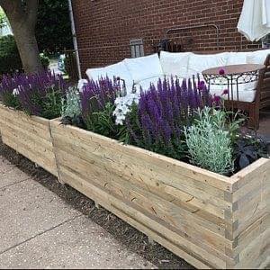 79 décors de jardin à faire avec des palettes 46