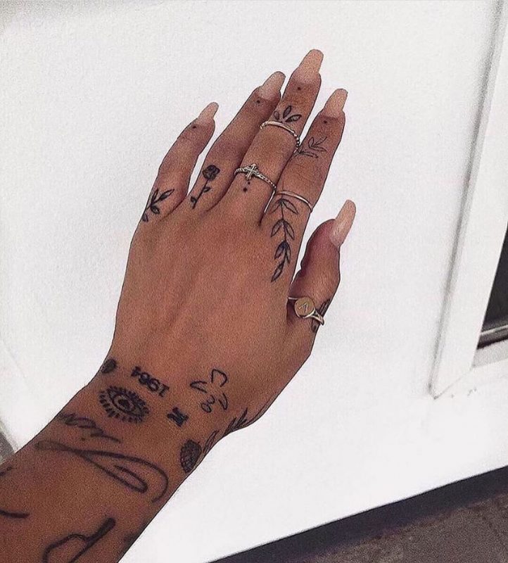 Les 100 plus beaux tatouages pour femmes 30