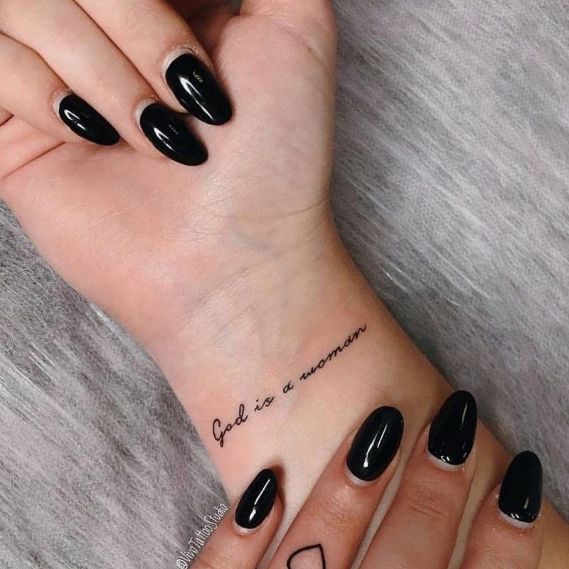 Les 100 plus beaux tatouages pour femmes 31