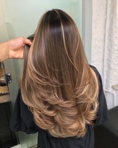 Les 50 plus beaux balayages blond sur cheveux bruns 64