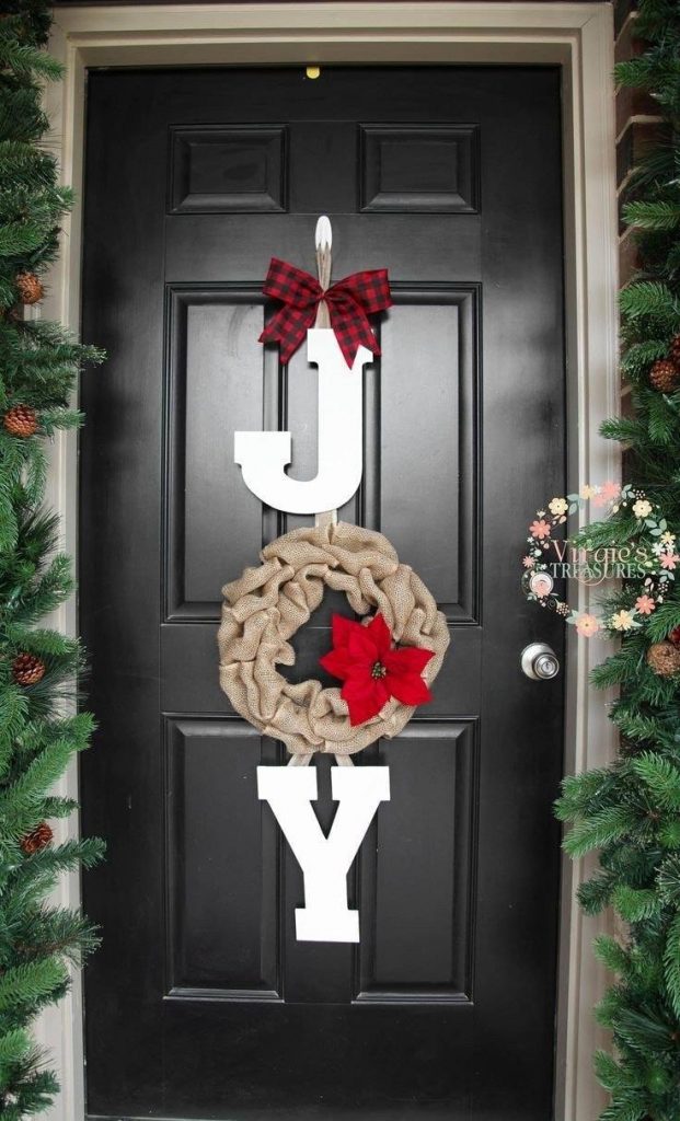 23 idées pour décorer votre entrée à Noël 23