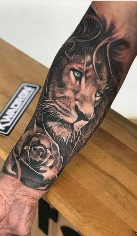 36 idées de tatouages têtes de lion et leurs significations 23