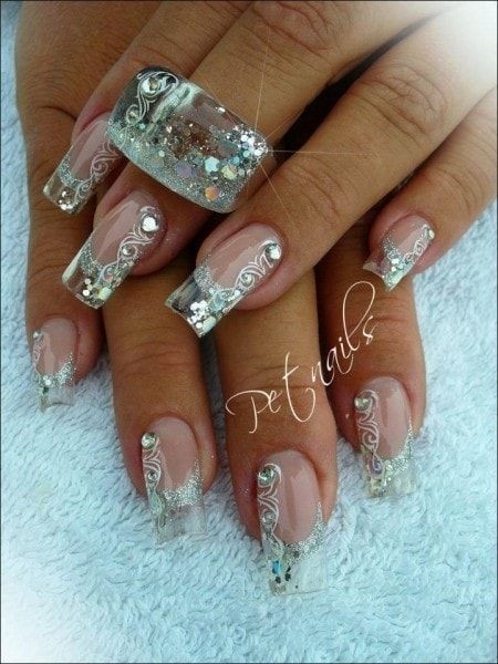 Les 50 plus belles idées d'ongles de mariage 46