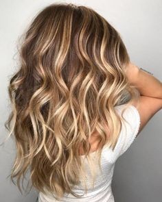 Les 50 plus beaux balayages blond sur cheveux bruns 58