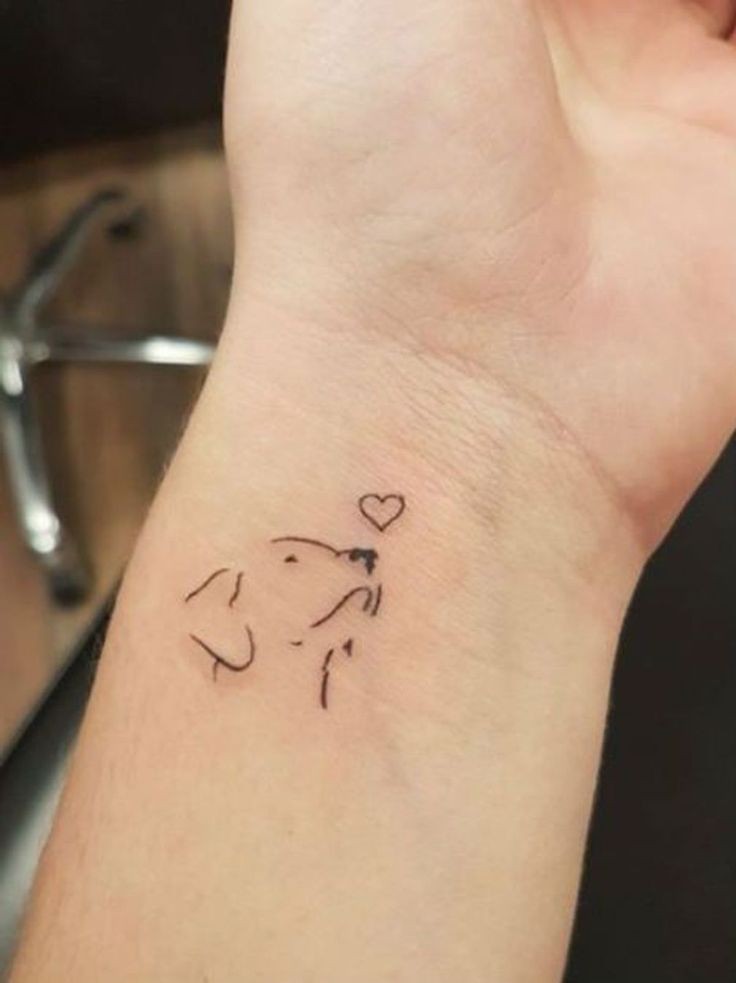 Les 100 plus beaux tatouages de poignet pour femme 88