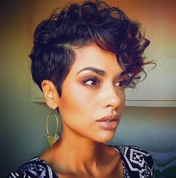 50 coupes de cheveux qui rendent une femme irrésistible 47