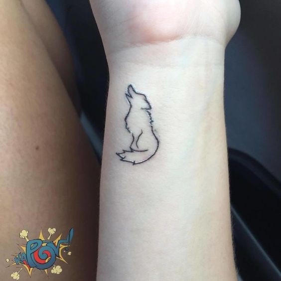 Les 100 plus beaux tatouages loup pour femme 29