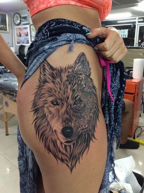 Les 100 plus beaux tatouages loup pour femme 56