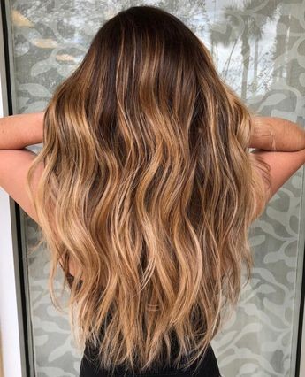 Les 50 plus beaux balayages blond sur cheveux bruns 35