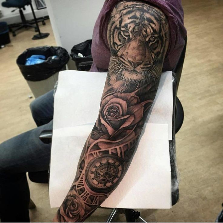 Les 50 plus beaux tatouages épaule homme 26