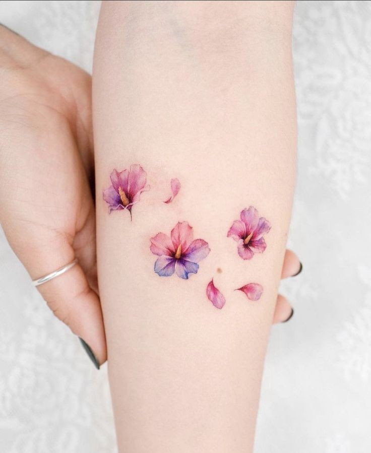 Les 50 plus beaux tatouages coquelicot 38