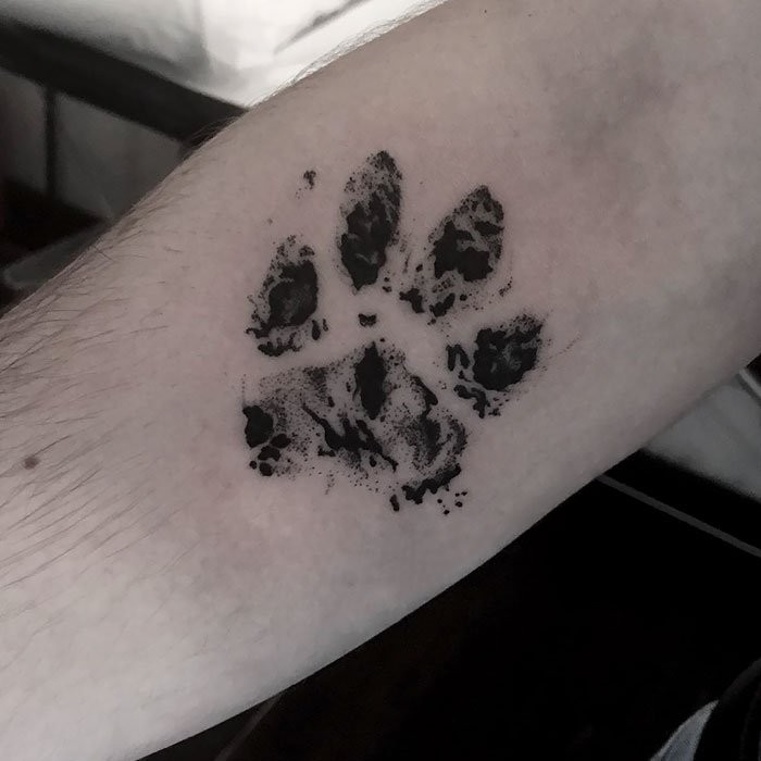 50 top idées de tatouages patte de chien 30