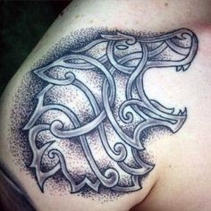 Les 100 plus beaux tatouages viking 34