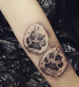 50 top idées de tatouages patte de chien 37