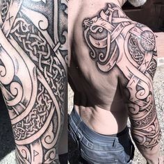 Les 100 plus beaux tatouages viking 45