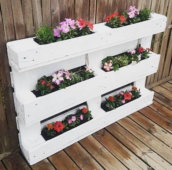 43 décorations de jardin à faire avec des palettes 43