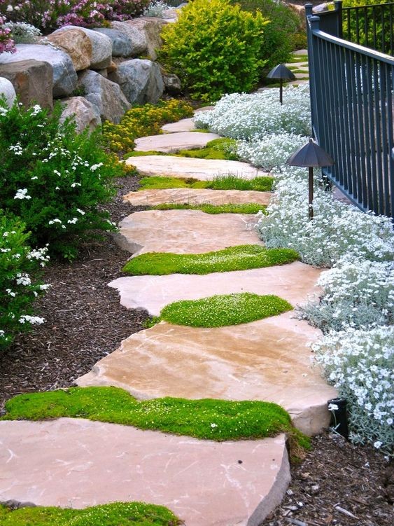 94 idées pour embellir une allée de jardin 33