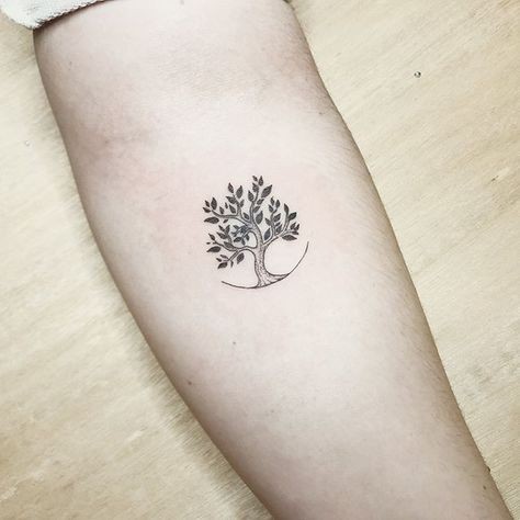 100 top idées de petits tatouages discrets & minimalistes 1