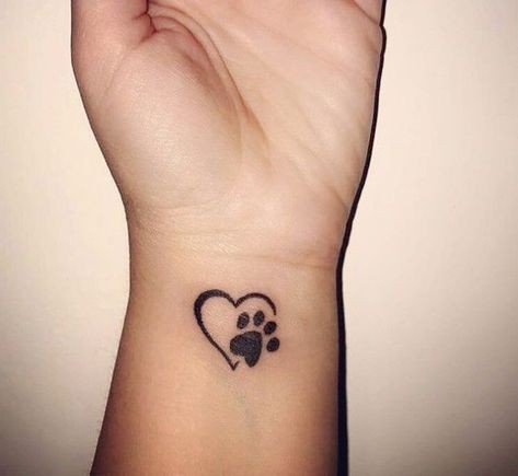 100 top idées de petits tatouages discrets & minimalistes 8