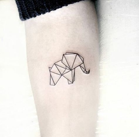 100 top idées de petits tatouages discrets & minimalistes 23