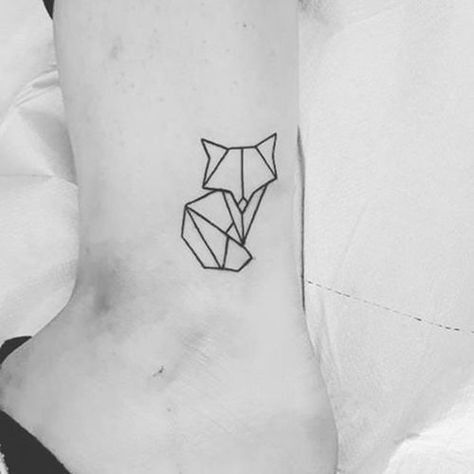 100 top idées de petits tatouages discrets & minimalistes 25