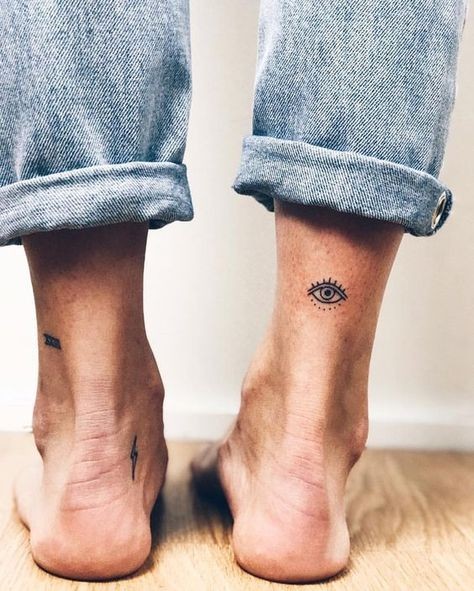 100 top idées de petits tatouages discrets & minimalistes 54