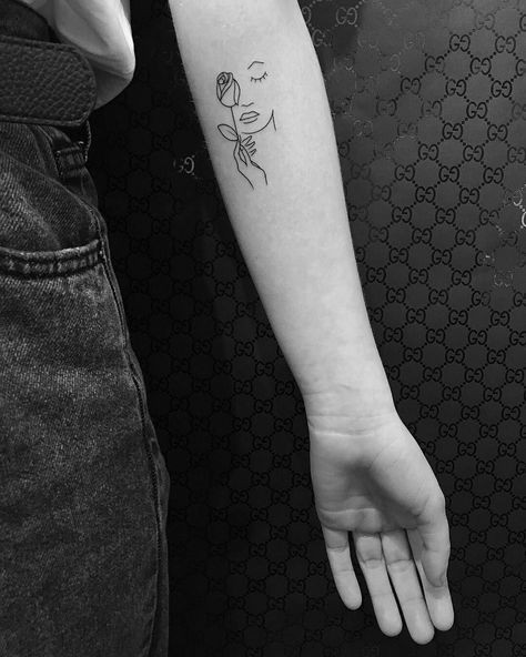 52 petits tatouages femme qui font de l'effet 11