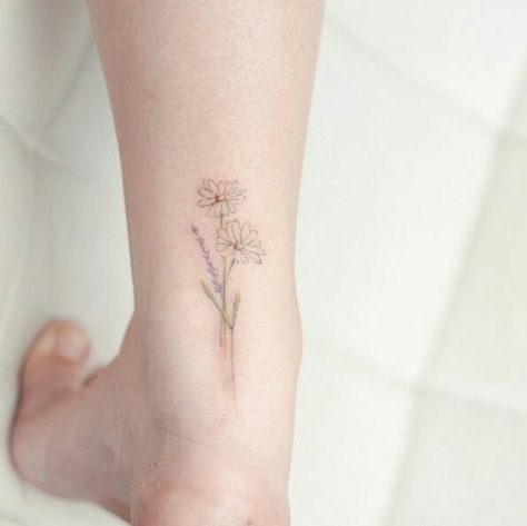 52 petits tatouages femme qui font de l'effet 13