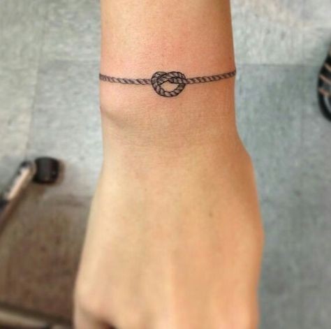 52 petits tatouages femme qui font de l'effet 20