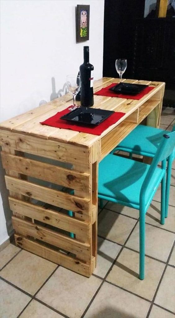 23 idées pour fabriquer une table à manger en palettes 11