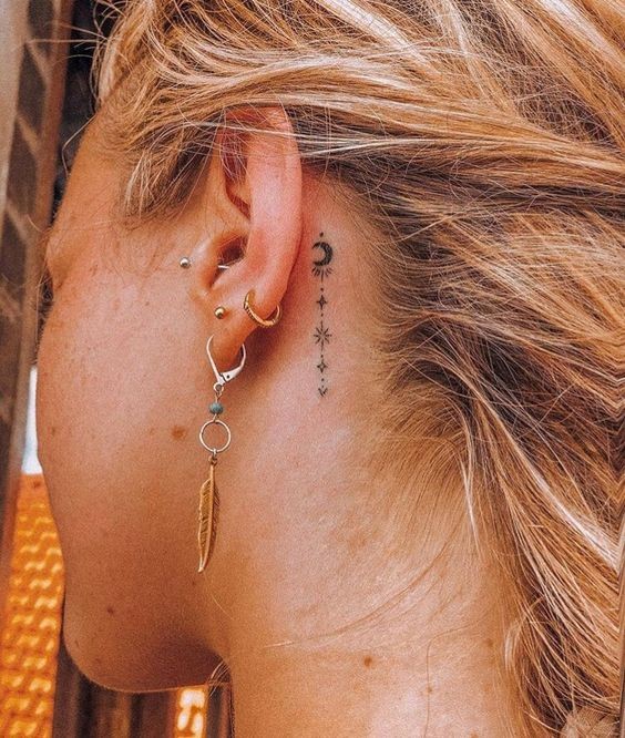 100 Tatouages derrière l'oreille mignons pour femme 63