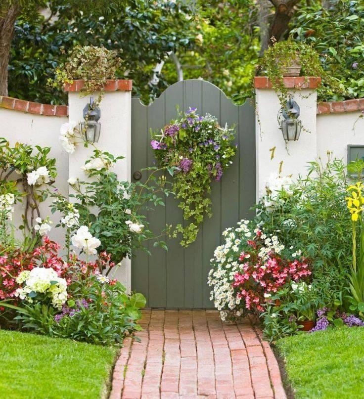 19 conceptions d'arches de jardin pour s'inspirer 15