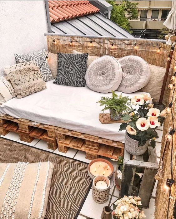 38 idées pour décorer une petite terrasse avec des palettes 16