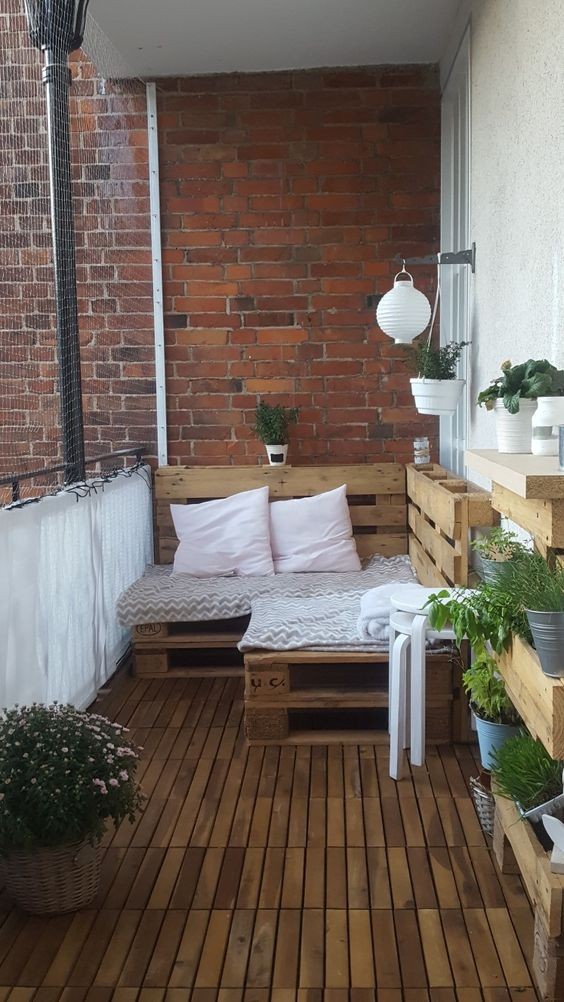 38 idées pour décorer une petite terrasse avec des palettes 38