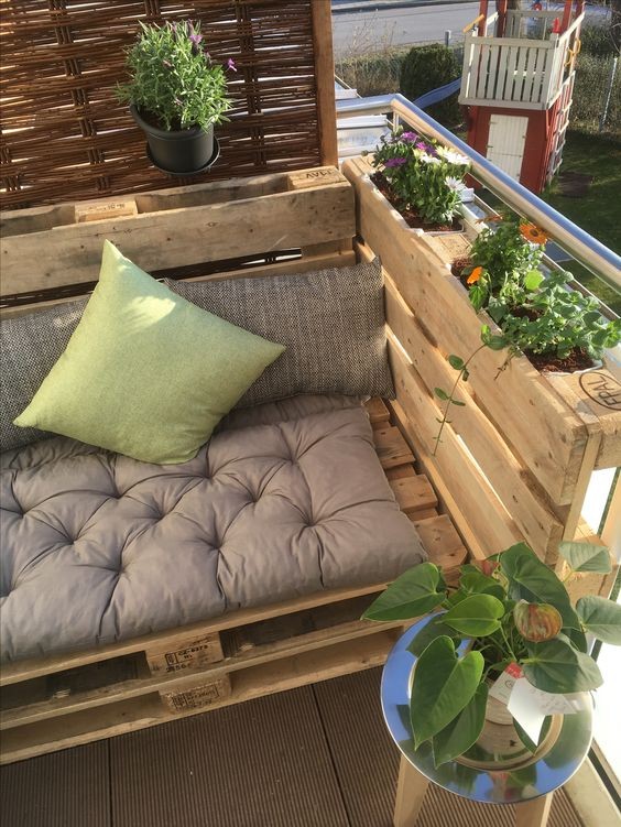 38 idées pour décorer une petite terrasse avec des palettes 10