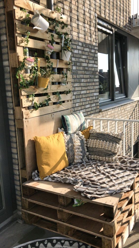 38 idées pour décorer une petite terrasse avec des palettes 1