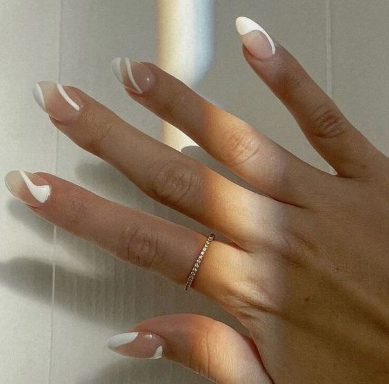 30 idées pour avoir de beaux ongles blancs 28