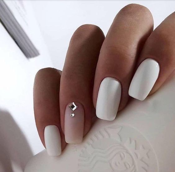 30 idées pour avoir de beaux ongles blancs 6